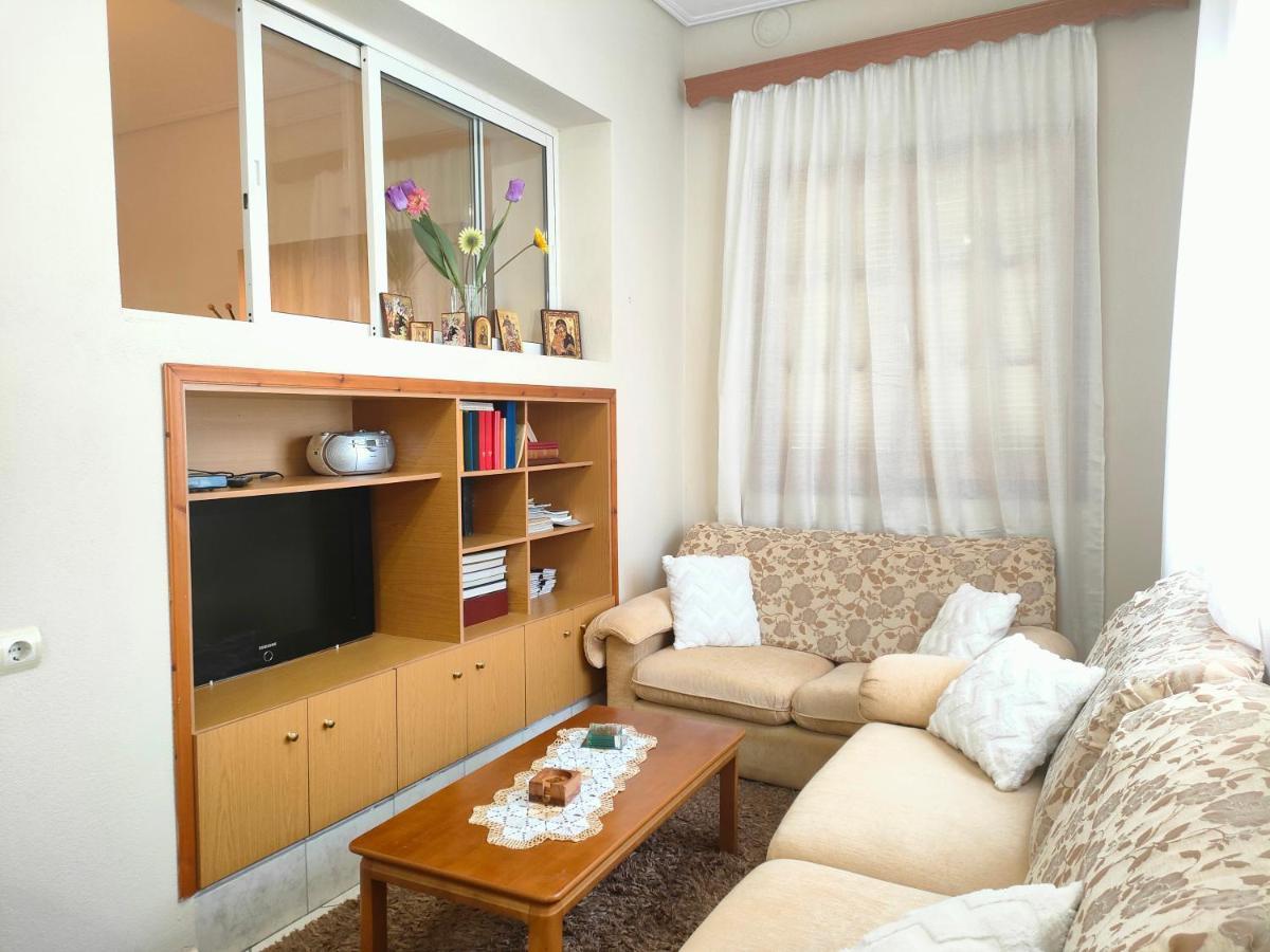 Economy Central Residence Kalambaka Esterno foto